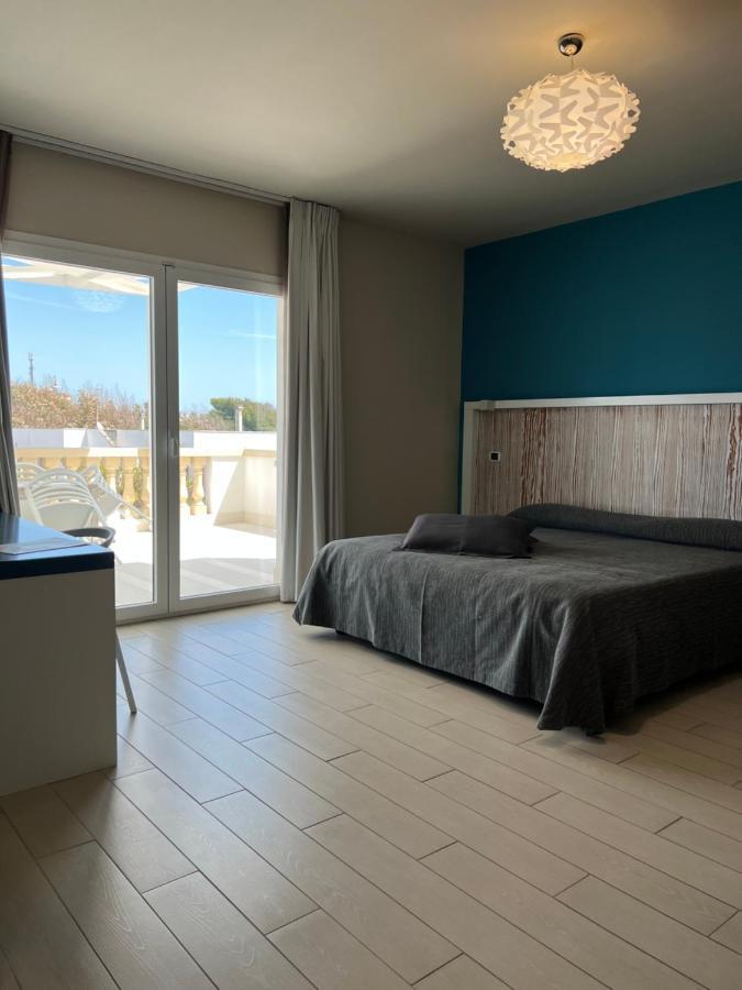 Tabu Hotel Porto Cesareo Eksteriør bilde
