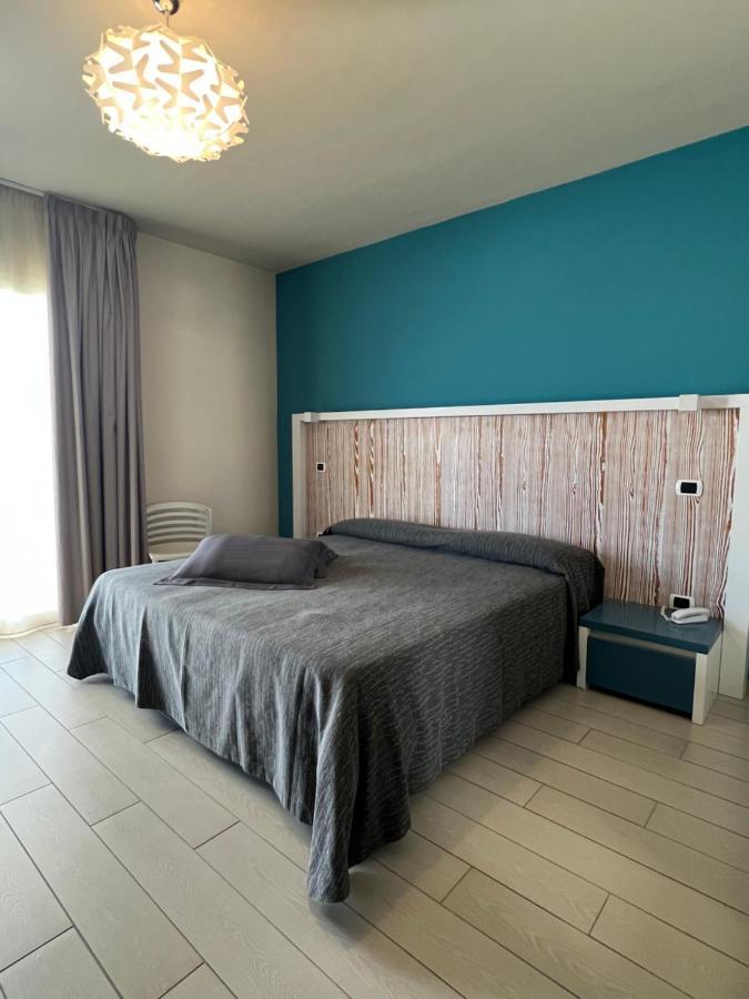 Tabu Hotel Porto Cesareo Eksteriør bilde