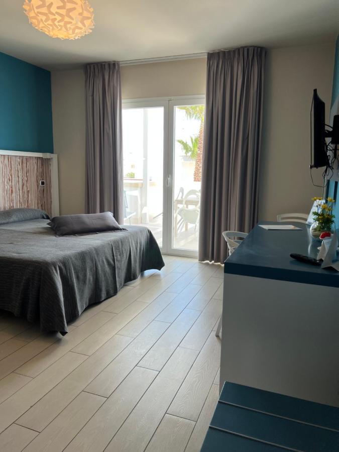 Tabu Hotel Porto Cesareo Eksteriør bilde