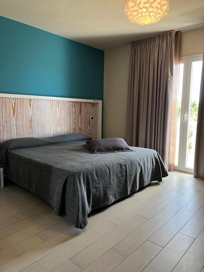 Tabu Hotel Porto Cesareo Eksteriør bilde