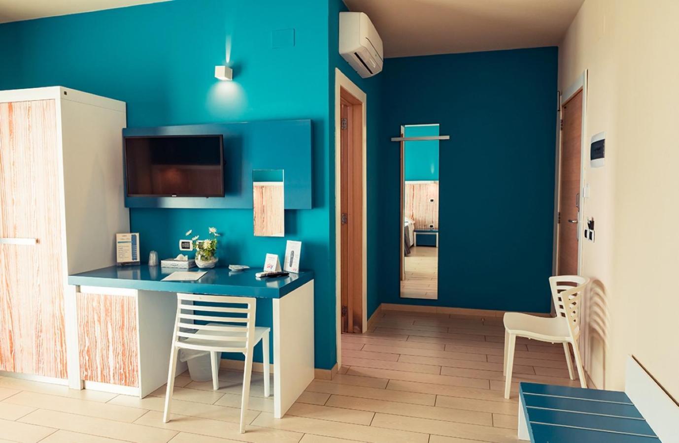 Tabu Hotel Porto Cesareo Eksteriør bilde